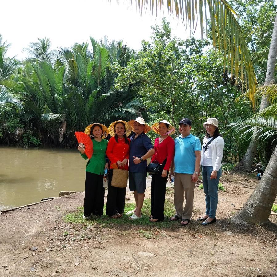 BenTrestay Giong Tu Dien Exterior foto